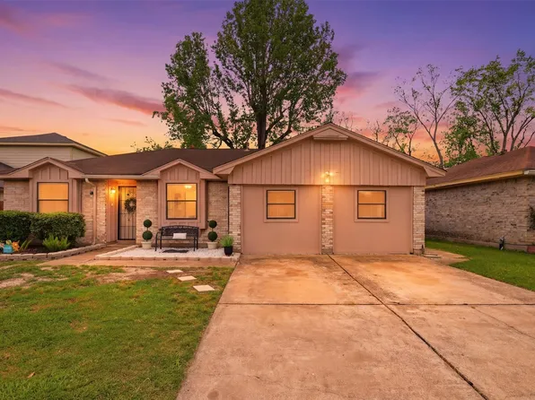 614 Branding Iron Ln, Houston, TX 77060