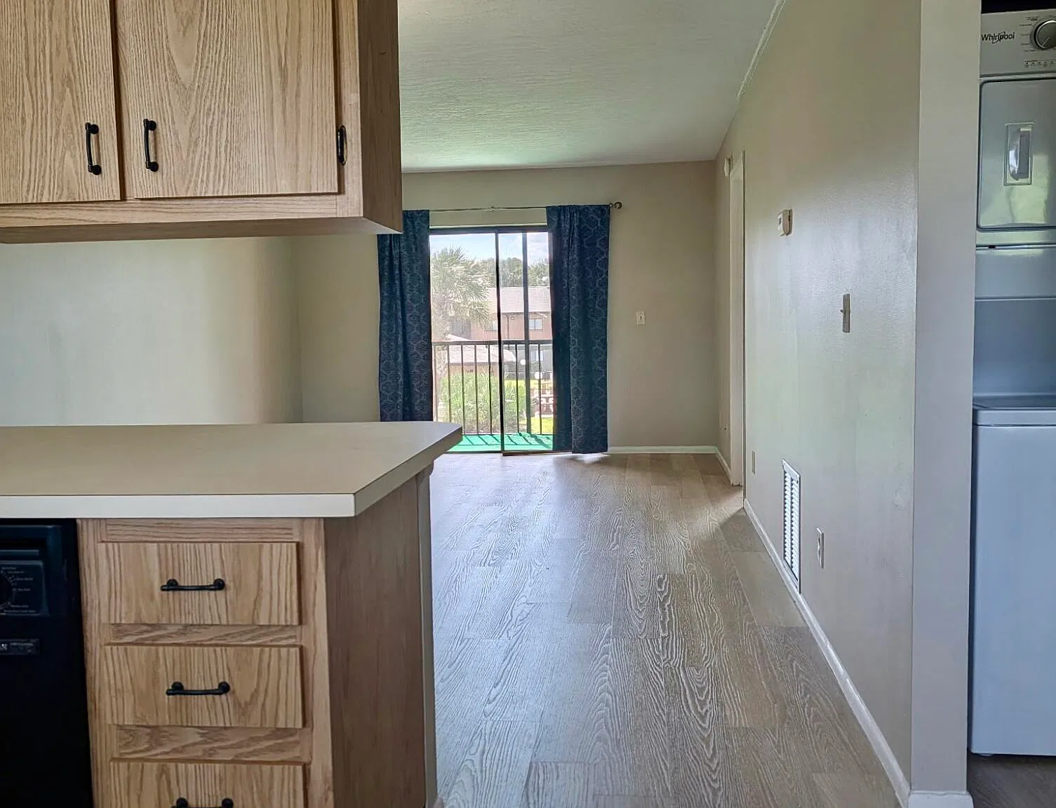2 bed, 2.0 bath, 864 sqft, $1,250 — Photo 4