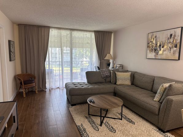 9420 Poinciana Pl APT 315