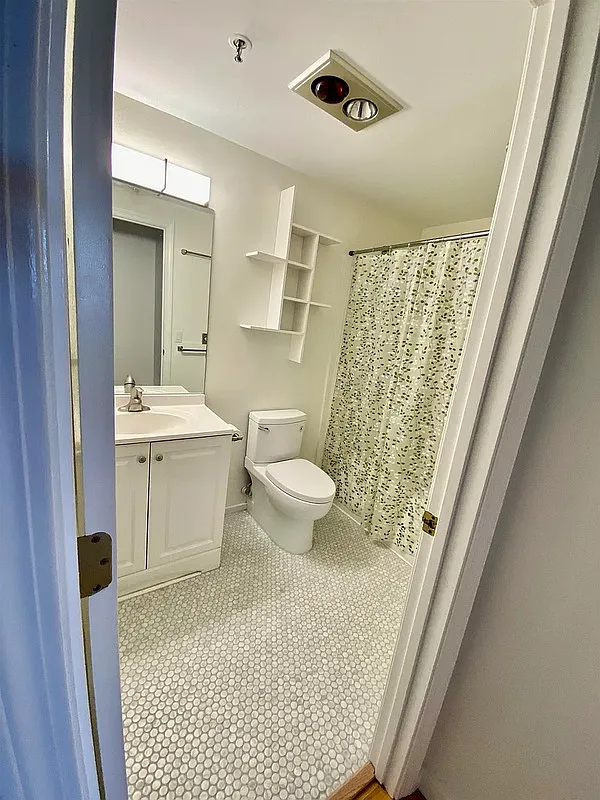 1 bed, 1.0 bath, 754 sqft, $1,900 — Photo 3