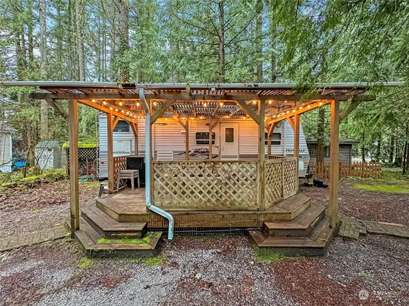 146 5 Big River Boulevard W, Deming, WA 98244