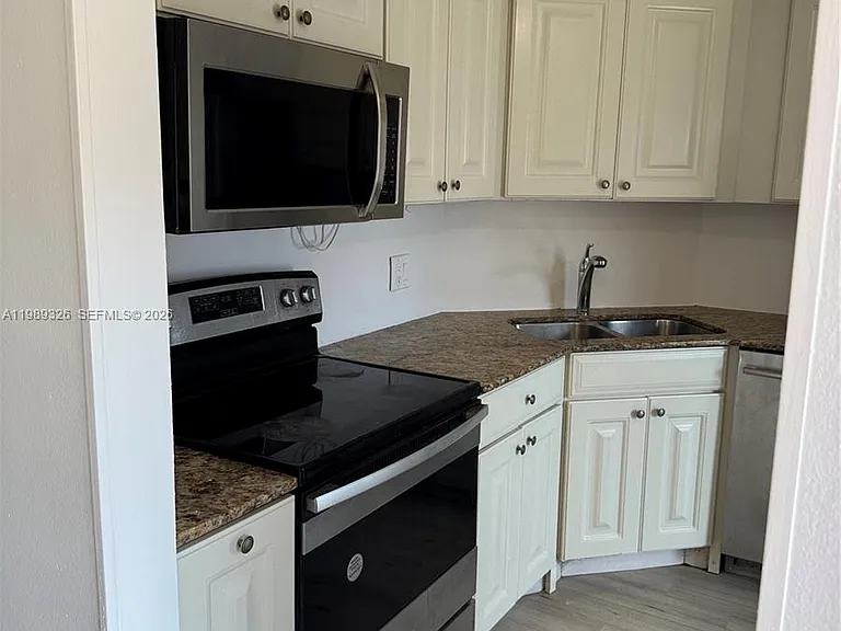 6301 N Falls Circle Dr #213 — Photo 21
