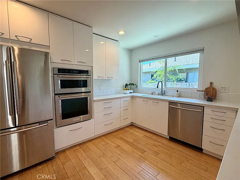 16313 S Saint Andrews Pl #1 — Photo 8