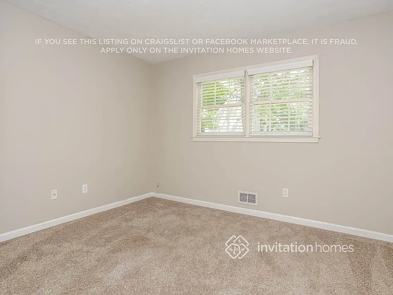 631 Shannon Green Cir SW — Photo 11