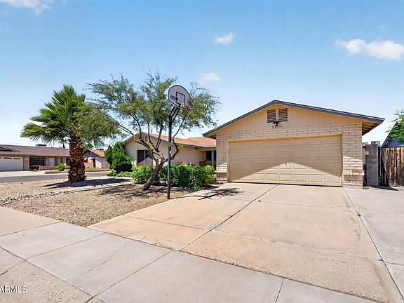 3rd image of 5834 W MESCAL Street