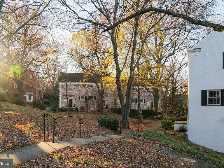 1629 Fitzgerald Ln — Photo 17