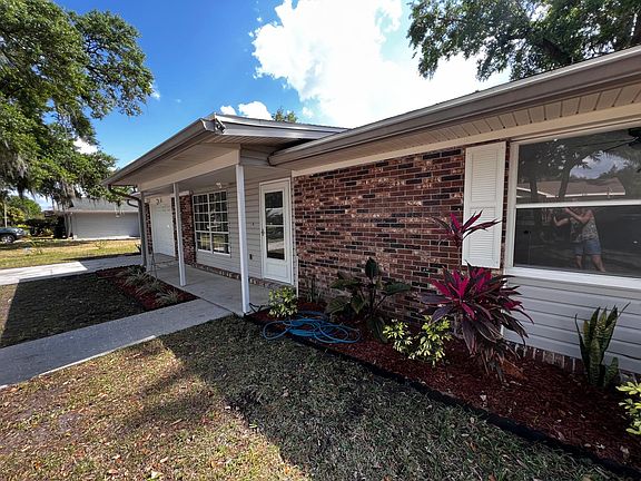 2nd image of 1611 Lawton Ln