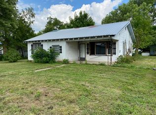 472 High St, Edgar Springs, MO 65462