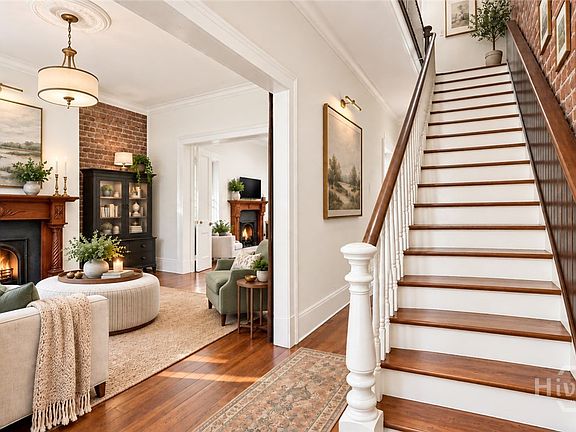 5th image of 414 E Liberty Street