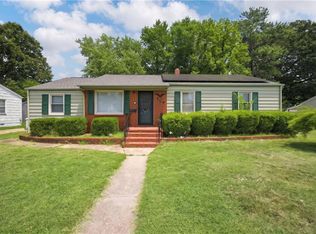 709 McLawhorne Dr, Newport News, VA 23605