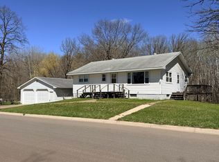 605 1st St SW, Crosby, MN 56441