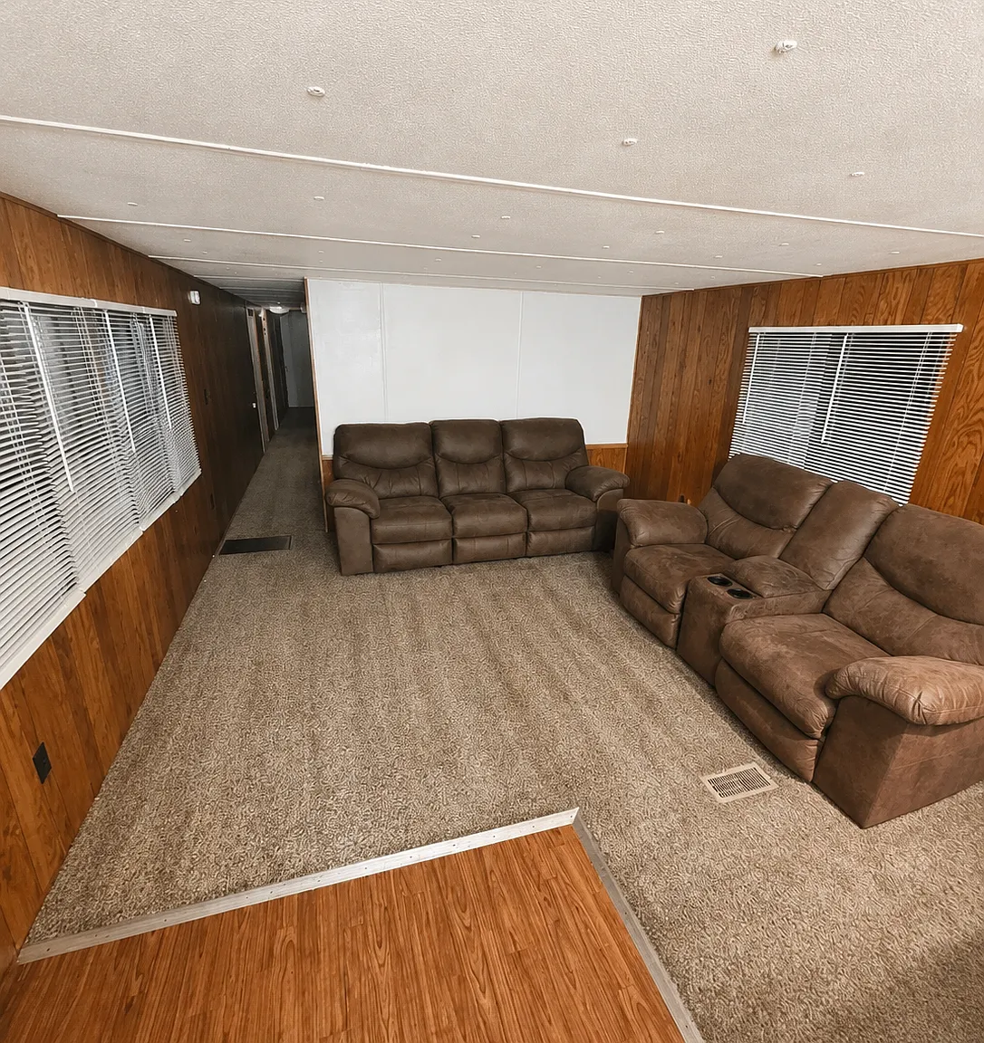 2 bed, $900 — Photo 2
