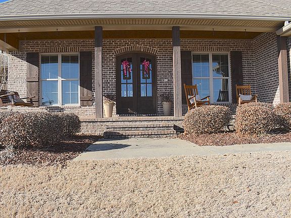 2nd image of 255 W Briar Lake Dr