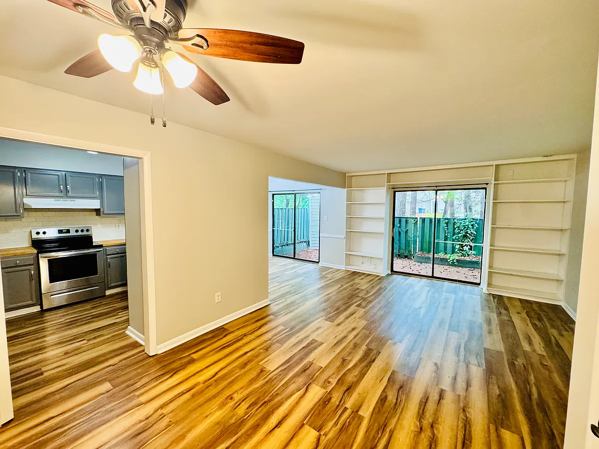 Building Photo - 4717 Walden Pond Dr #A