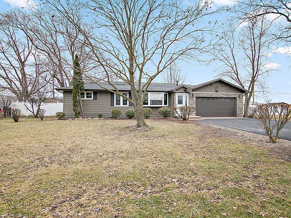 2nd image of 4754 W Hilltop Dr