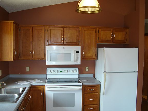 5th image of 14782 Hallmark Dr