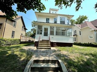 306 Mobile St, Waterloo, IA 50703