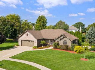 903 Behrens St, Yorkville, IL 60560