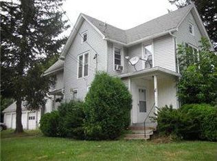 103 Prospect St, Lockport, NY 14094