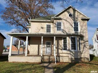 645 N 3rd St, Breese, IL 62230