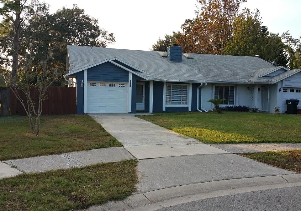 2432 Pear Tree Ct