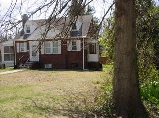 4811 Calvert Rd, College Park, MD 20740