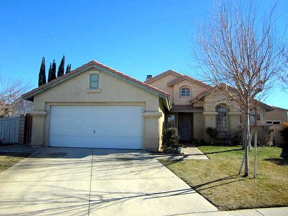2nd image of 37714 Avenida De Casas