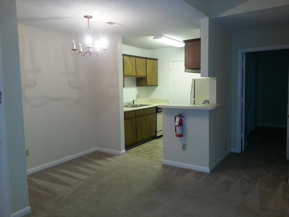 2nd image of 3716 West Ave