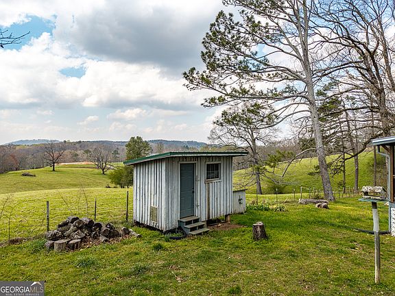 3rd image of 195 Wise Acres Rd #12