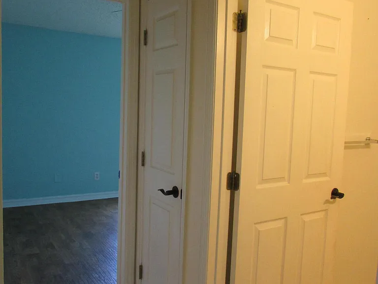 1065 Sedgewood Cir — Photo 21