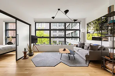 547 West 47th Street, #530