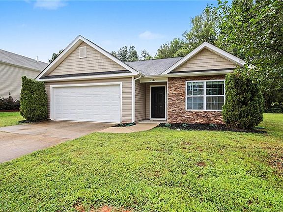 3rd image of 1522 Weatherend Dr