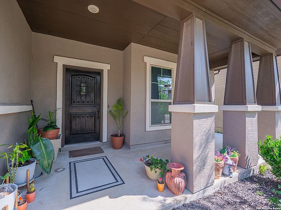 2nd image of 23126 Lexington Park