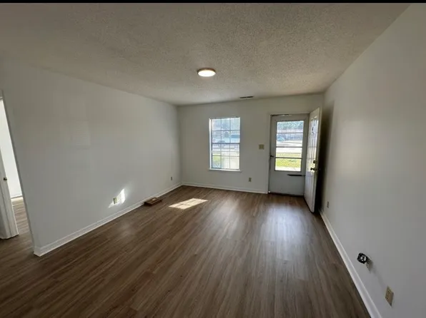 200 Prince Dr #1, Rogersville, AL 35652