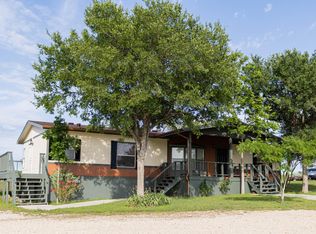 120 Roots Rd #120, Martindale, TX 78655