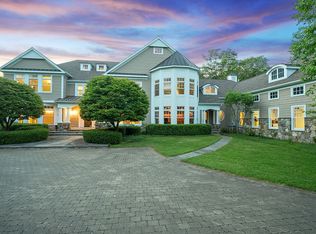 117 Whipstick Rd, Ridgefield, CT 06877