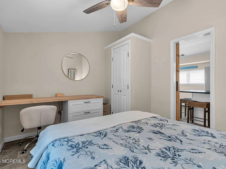 208 Mallard Ln — Photo 27