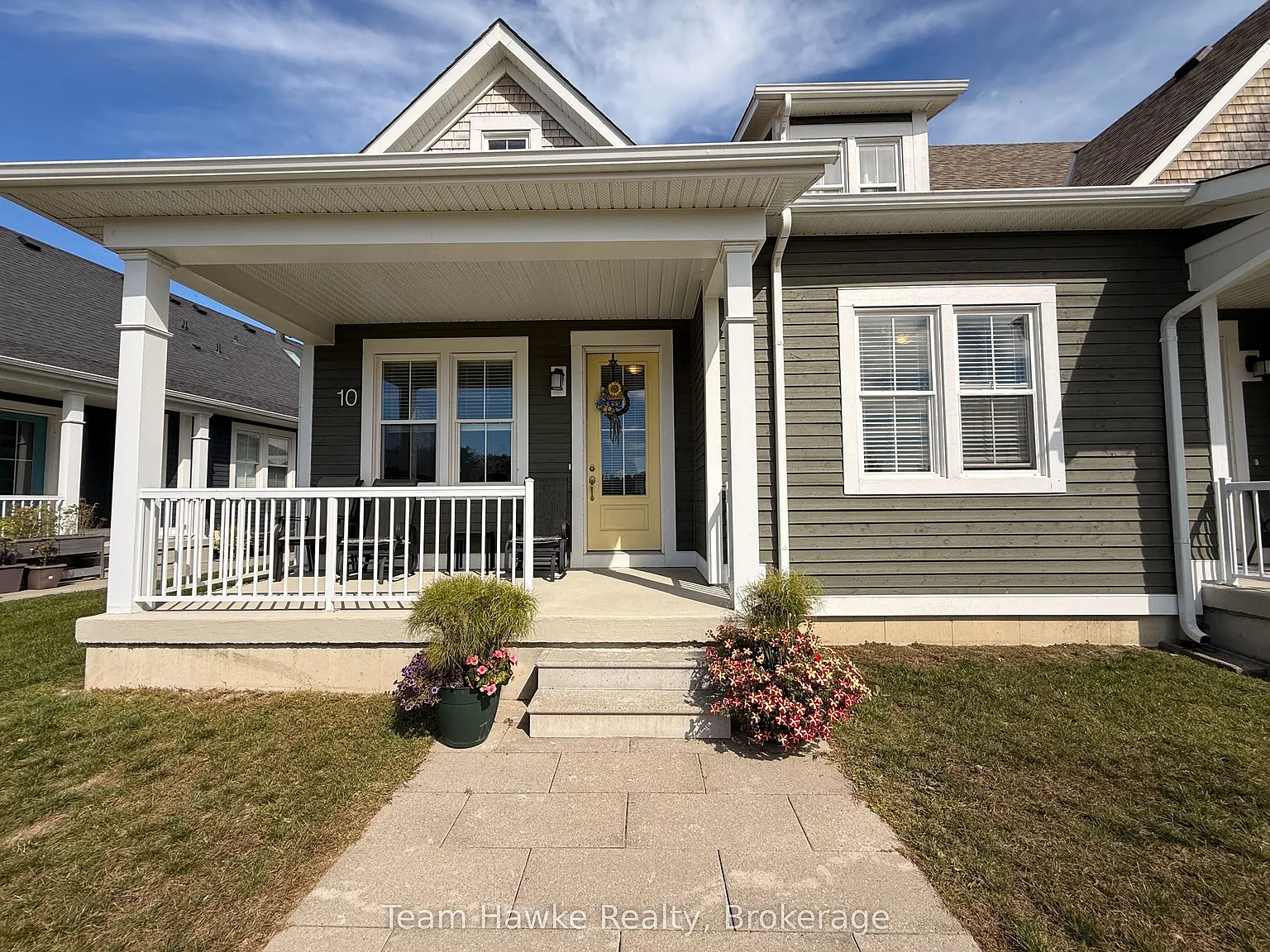 3 bed, $2,800 — Photo 1