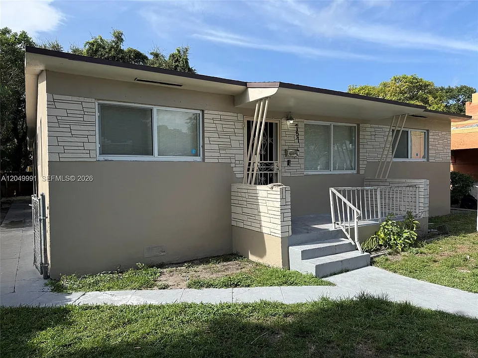 757 NW 47th St