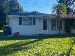 420 Briarwood Rd, Venice, FL 34293