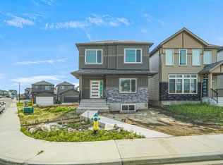 17040 47th St NW, Edmonton, AB T5Y3A6
