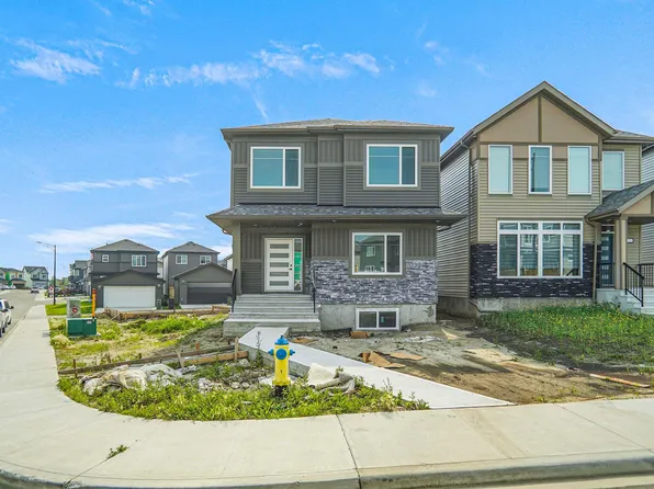 17040 47th St NW, Edmonton, AB T5Y 3A6
