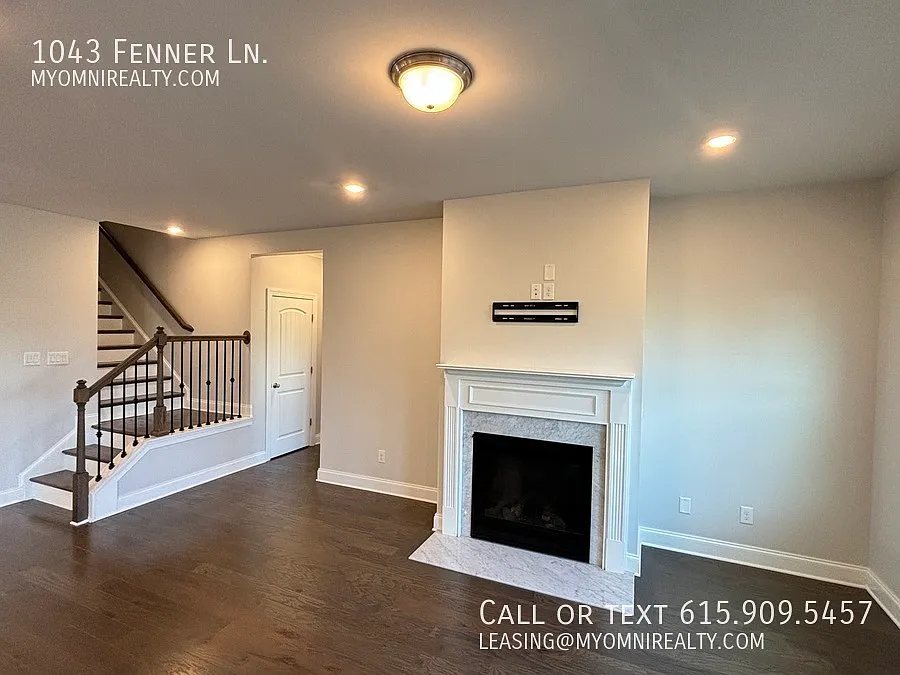 1043 Fenner Ln. — Photo 4