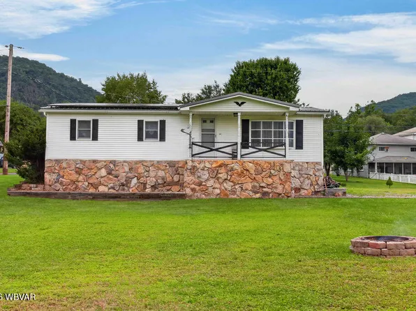 33 Schoolhouse Rd, North Bend, PA 17760