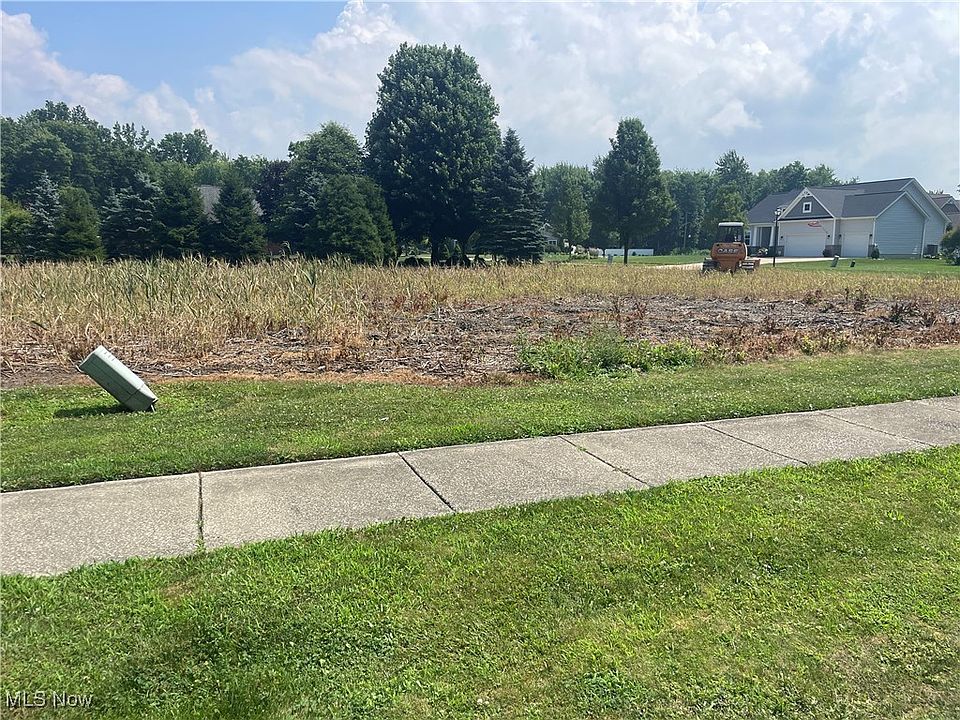 2nd image of Hideout Ct