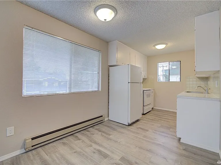 707 N 85th Street — Photo 11