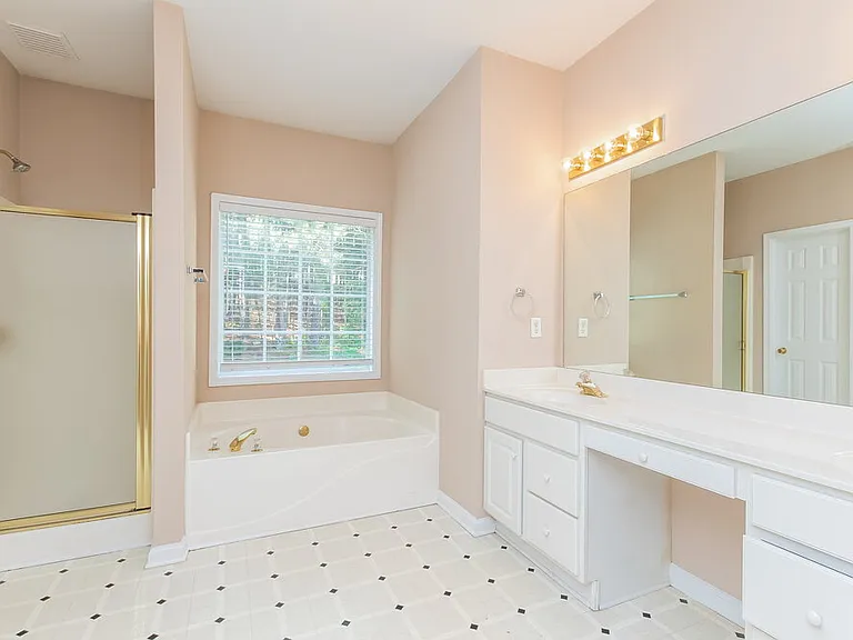 2373 Bancroft Way — Photo 11