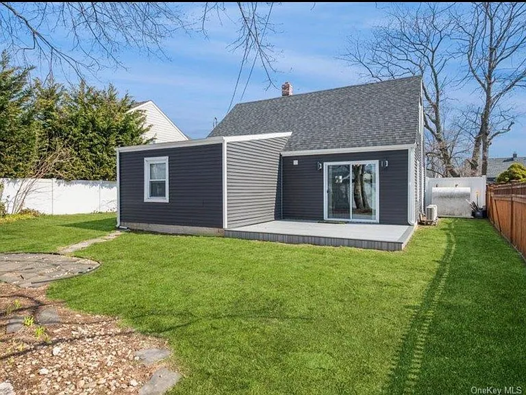 8 Crabtree Ln — Photo 14