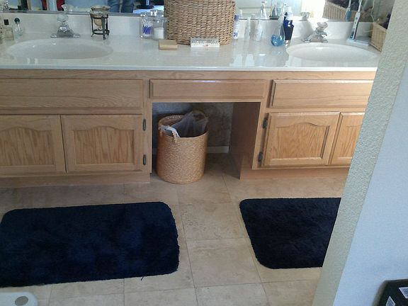 4th image of 7628 Sunmore Ln