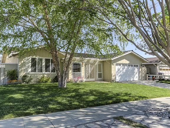 2nd image of 1971 Elden Dr